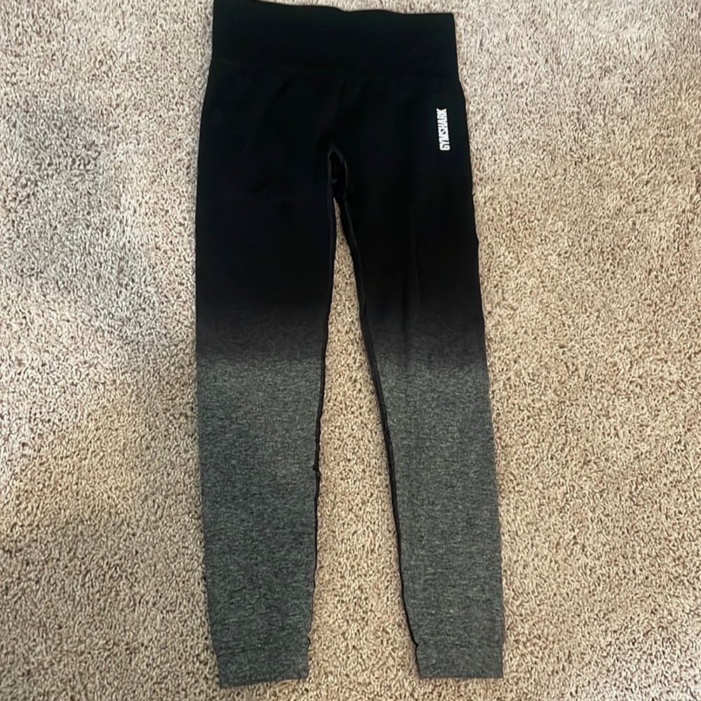 Black-Grey ombré Gymshark leggings size S
